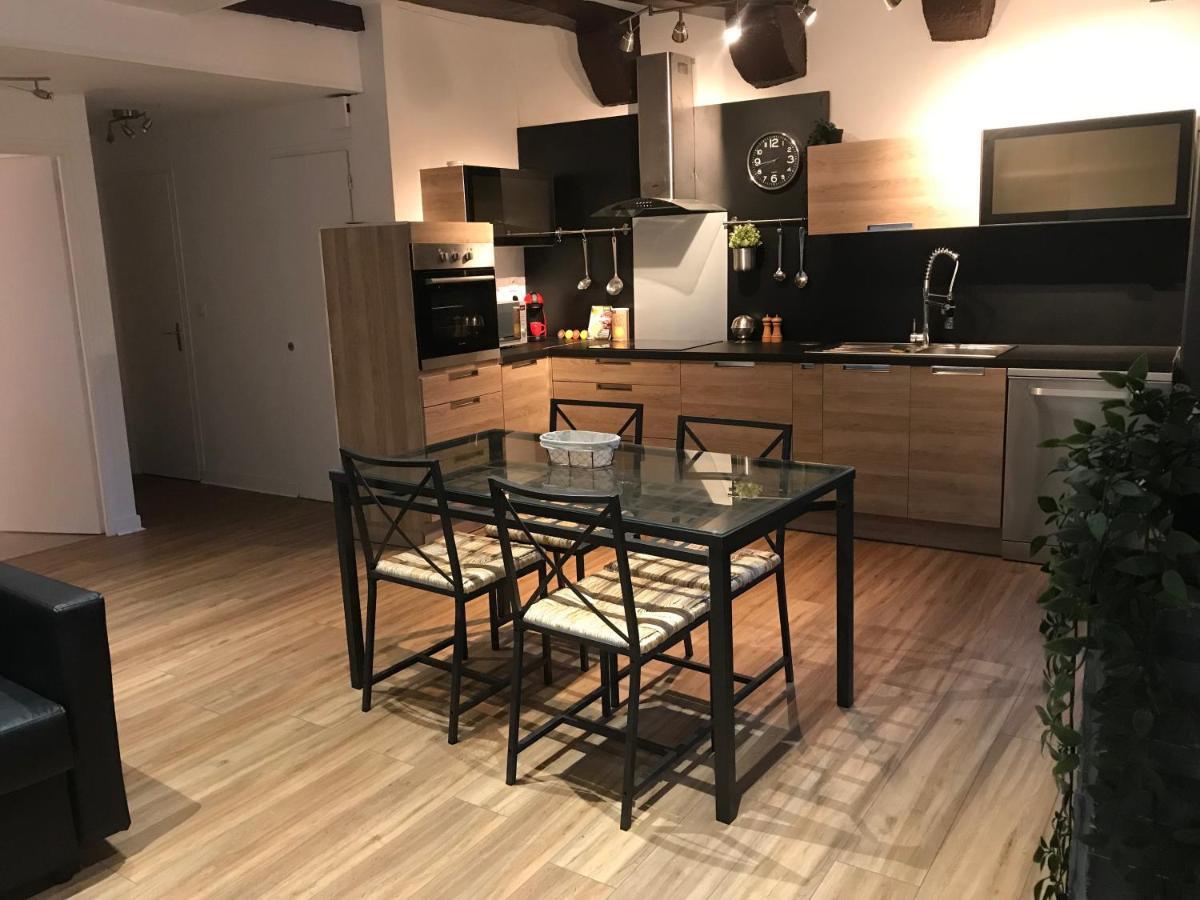 Charmant Appartement Plein Centre Auray Kültér fotó